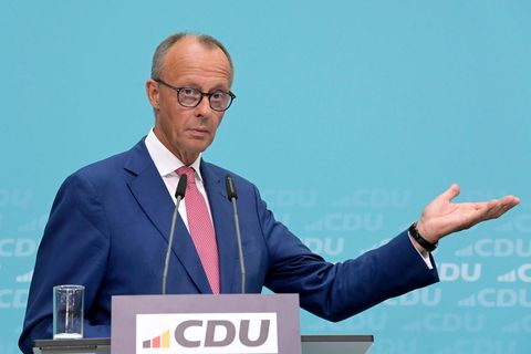 Friedrich Merz während der Pressekonferenz zum Ausgang der Landtagswahlen in Thüringen und Sachsen