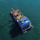 Der Unfallort liegt rund 22 Kilometer südwestlich der Hochseeinsel Helgoland und 31 Kilometer nordöstlich der ostfriesischen Insel Langeoog. Eine Arbeitsplattform liegt genau über dem Schiffswrack, das in einer Wassertiefe von knapp 40 Metern liegt