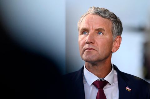Thüringens AfD-Chef Björn Höcke am Wahlsonntag in Erfurt