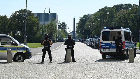 Polizisten sind in München im Einsatz.