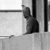 Der Vorfall ereignete sich zudem am Jahrestag des Münchner Olympia-Attentats vom 5. September 1972, bei dem elf Mitglieder der israelischen Olympiamannschaft starben
