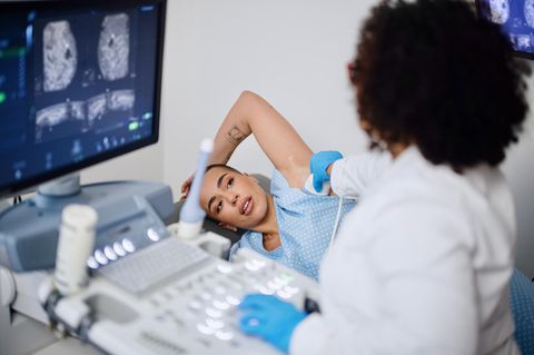 Hier finden Sie ausgezeichnete Ärzte in ihrer Region im Bereich Brustdiagnostik. 