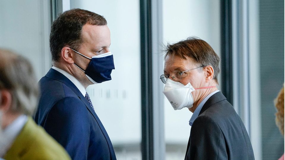 Gesundheitsministerium: Karl Lauterbach (r.) und Jens Spahn