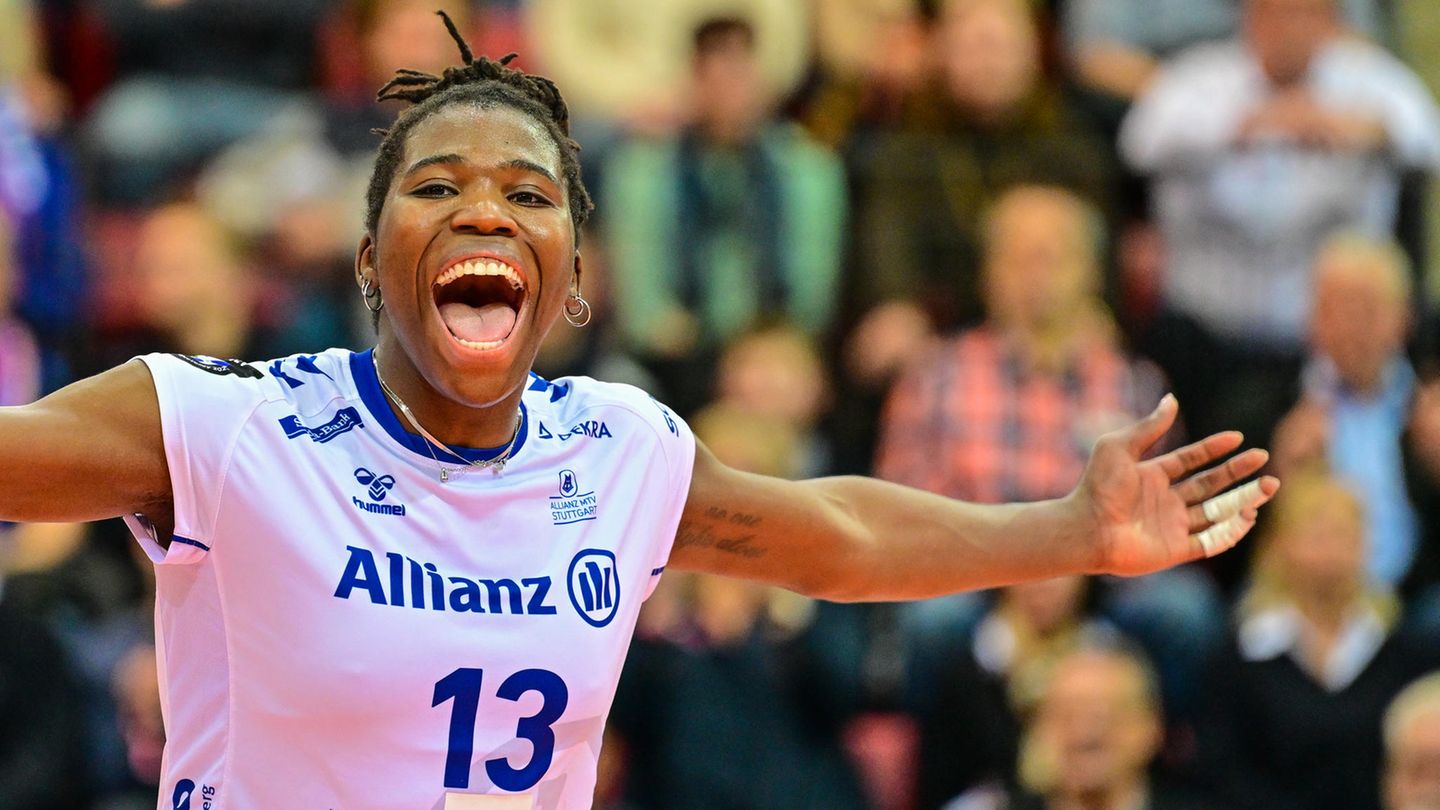 Krystal Rivers feierrt und jubelt nach einem Sieg