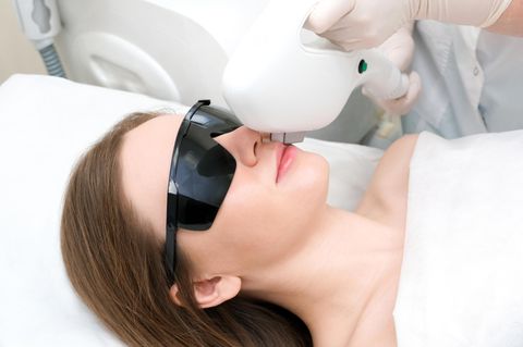 Hier finden Sie ausgezeichnete Ärzte in ihrer Region im Bereich Dermatologische Laerbehandlungen. 