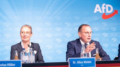 Die AfD-Spitze bei einer Pressekonferenz nach der Wahl in Thüringen