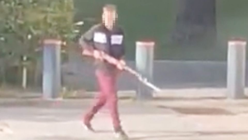 München: Schuss im Video – Aufnahme zeigt 18-Jährigen mit Langwaffe