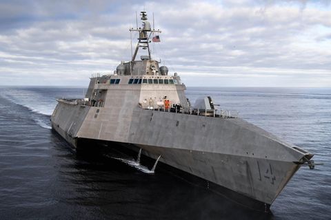 USS Manchester Starlink USA Kriegsschiff