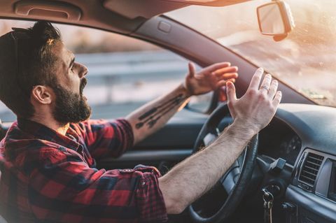 Autofahrer verärgert Autobahn Schweiz