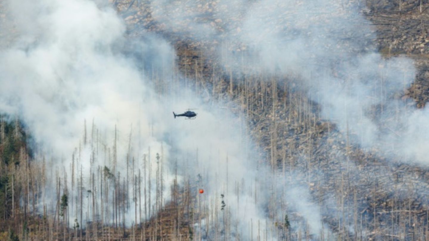 Löschhubschrauber am Brocken