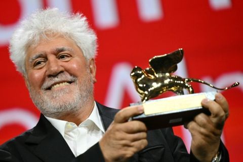Kult-Regisseur Pedro Almodóvar mit dem Goldenen Löwen