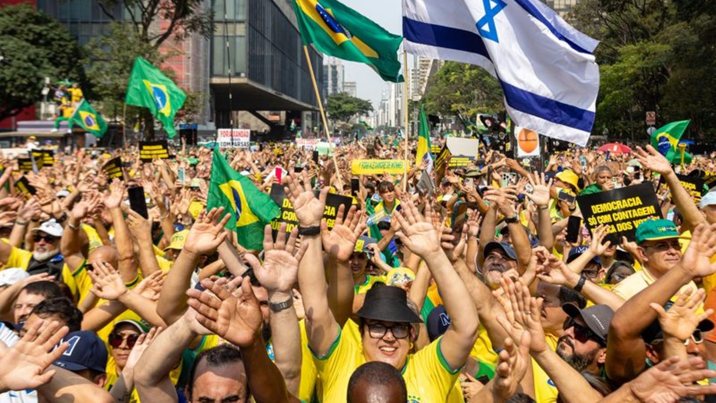 Brazil: After X-blockade: Bolsonaro leads demonstration against judges