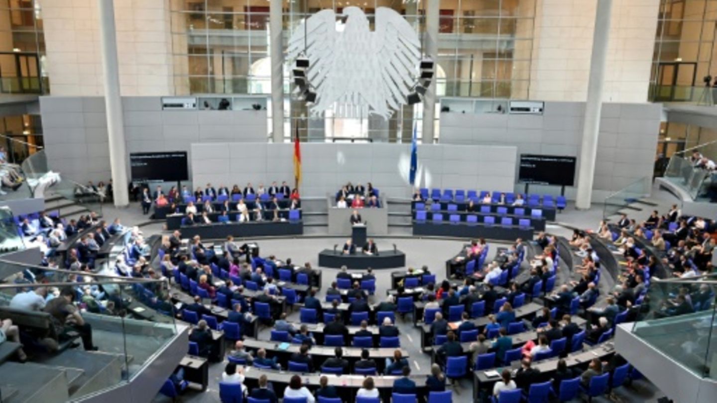 Der Plenarsaal des Bundestags