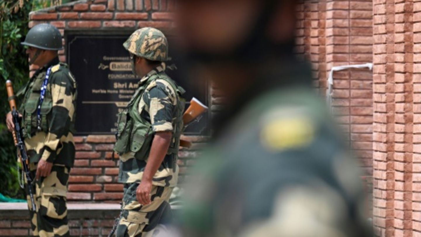 Indische Soldaten in Srinagar