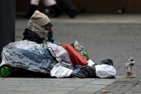 Obdachlose Frau in Dortmund