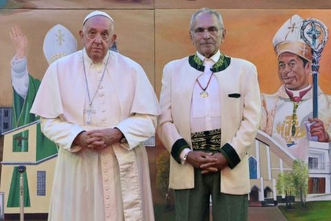 Franziskus (l.) und Osttimors Präsident Ramos-Horta