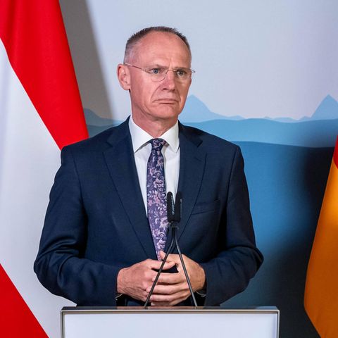 Österreichs Innenminister Gerhard Karner (ÖVP) mischt sich in die Asyldebatte ein