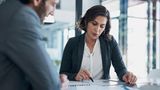 N - Nachqualifizierung  Nachqualifizierung ist eine Form der Weiterbildung, die darauf abzielt, fehlende berufliche Qualifikationen nachträglich zu erwerben. Sie richtet sich an Personen, die keine abgeschlossene Berufsausbildung haben oder deren Qualifikationen nicht mehr den aktuellen Anforderungen entsprechen. Nachqualifizierungen können z.B. durch Lehrgänge, Umschulungen oder modulare Bildungsangebote erfolgen.