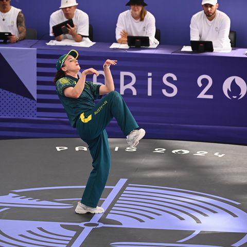 Raygun: Controversial Australian breakdancer ends career