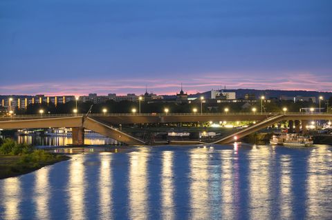 Einsturz der Carolabrücke in Dresden