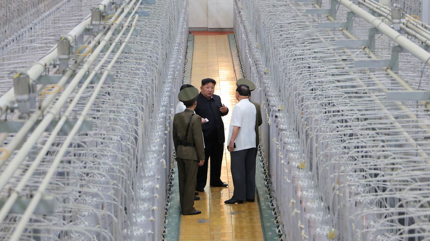 Atomprogramm: Nordkoreas Diktator Kim besichtigt angebliche Anlage zur Urananreicherung