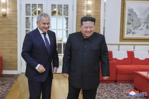 Kim und Schoigu bei ihrem Treffen in Nordkorea