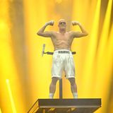 Selten sah man Stefan Raab so durchtrainiert