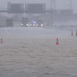 Das Wasser steht doch 80 Zentimeter hoch