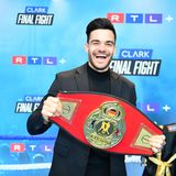 Verfolgte ebenfalls gespannt den Kampf: Stefano Zarella, 33, Bruder von Sänger Giovanni Zarella