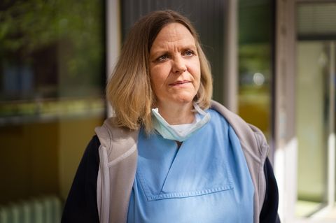 Maren Bohlmann steht auf der Kinderintsivstation der MHH