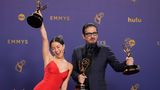 Triumph für die blutige Samurai-Serie: Anna Sawai und Hiroyuki Sanada haben für die FX-Serie "Shogun" jeweils einen Emmy als beste Schauspielerin und bester Schauspieler in einer Dramaserie gewonnen. "Shogun" gewann 18 Preise – mehr hat es in einem einzigen Jahrgang noch nie für eine Serie gegeben