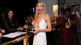 Desi Lydic  gewinnt mit der "Daily Show"