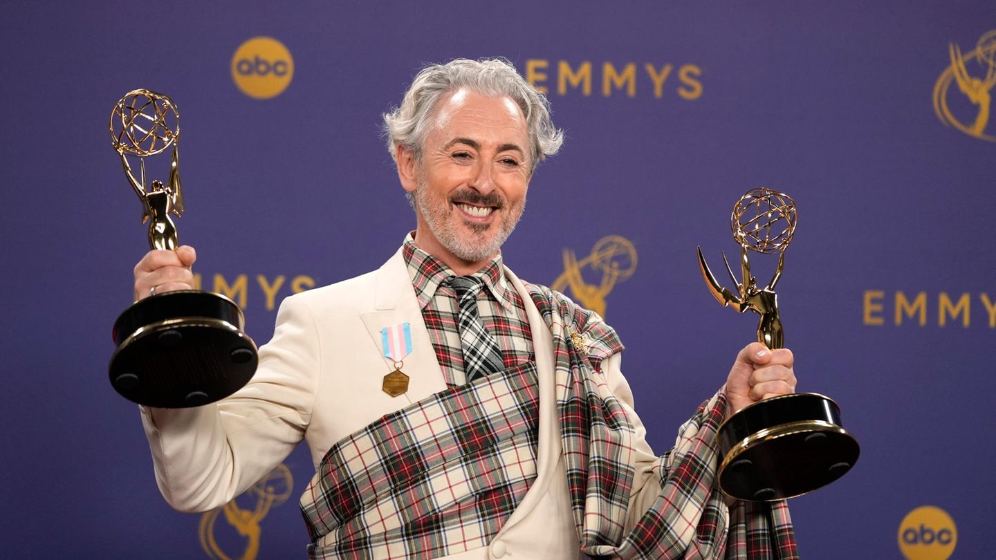 Alan Cumming wurde für die Reality-Serie "The Traitors" ausgezeichnet
