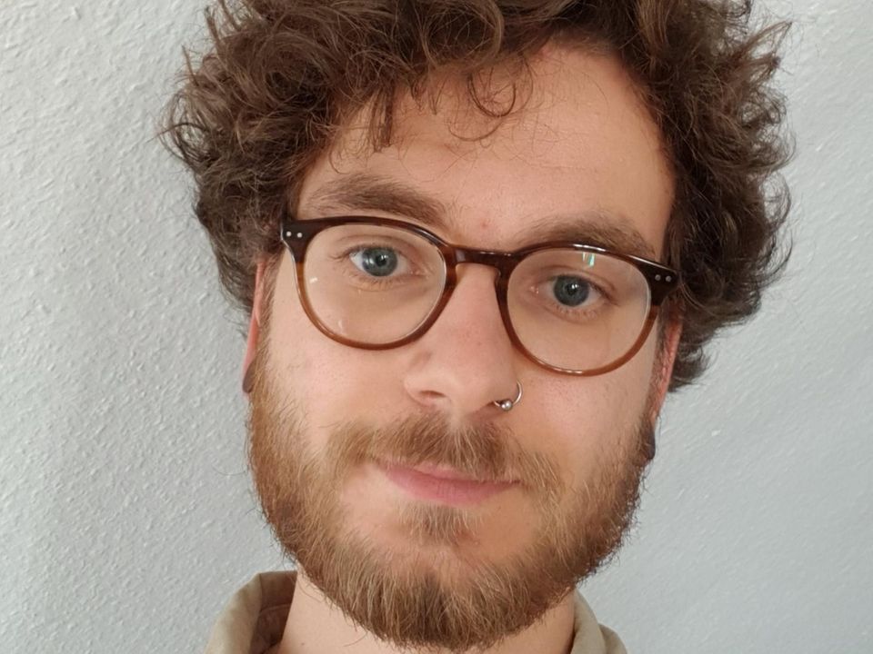 Potraitbild von Dominik Endres Potraitbild von Dominik Endres
