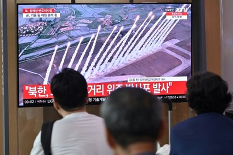TV-Bericht über Raketentest in Nordkorea