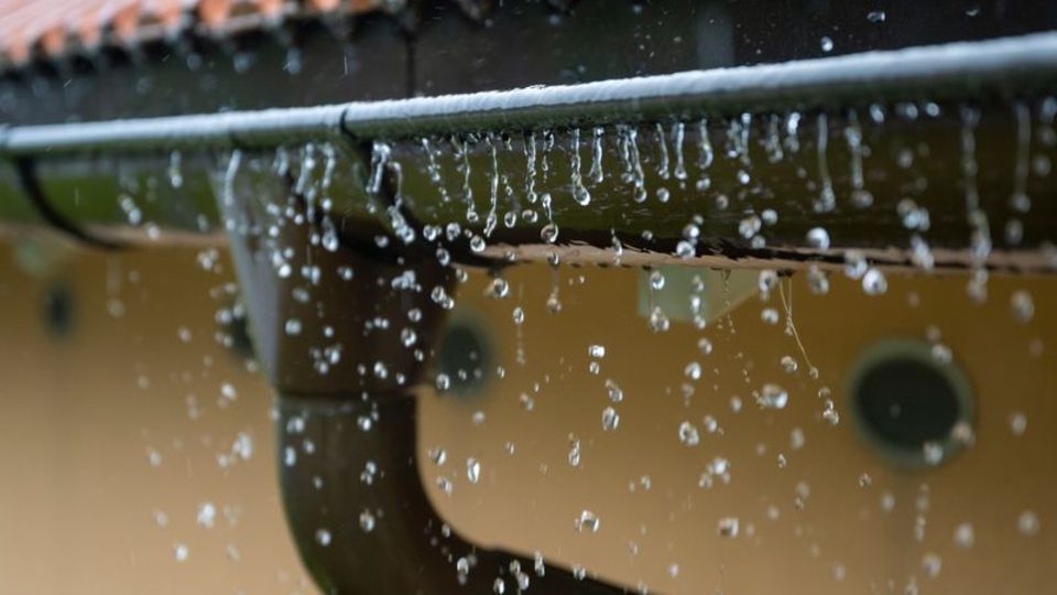 In den kommenden Tagen werden in Bayern nur noch vereinzelte Schauer erwartet. (Symbolbild) Foto: Lennart Preiss/dpa