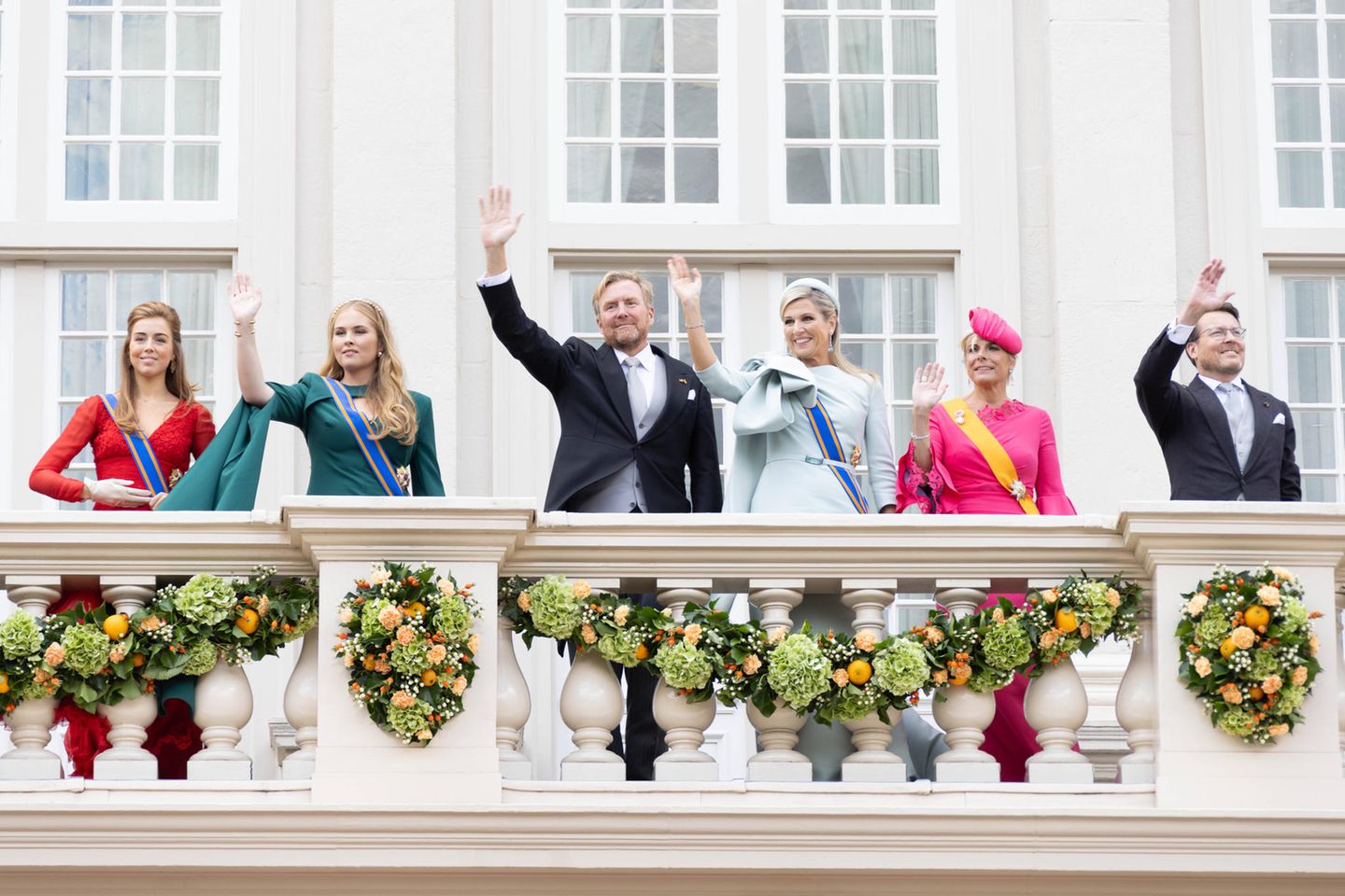 Und auch der Bruder des Königs, Prinz Constantijn, und dessen Frau Prinzessin Laurentien ließen sich feiern