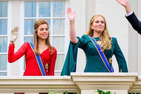 Lächeln und winken: Von klein auf wurden die niederländischen Prinzessinnen auf ihr Leben als Royals vorbereitet