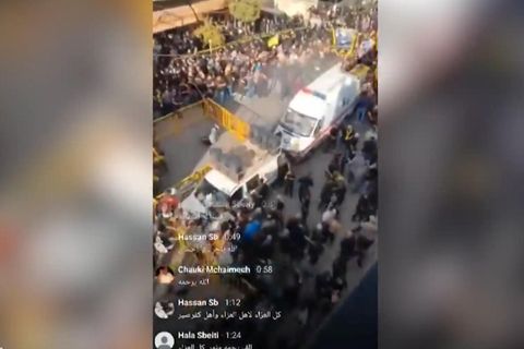 Videos zeigen explodierende Walkie-Talkies im Libanon