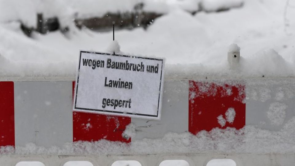 Ein seit Samstag vermisster deutscher Wanderer ist in den österreichischen Alpen tot geborgen worden. (Symbolbild) Foto: Angelik