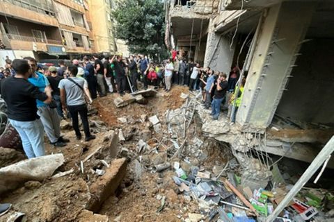 Schäden nach israelischem Luftangriff im Süden von Beirut