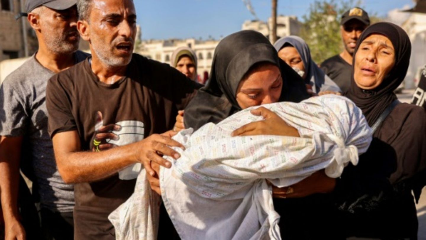 Hamas-Behörden melden 28 Tote bei israelischen Angriffen auf Schulen in Gaza