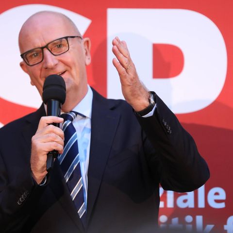 Erleichtert: Brandenburgs Ministerpräsident Dietmar Woidke am Wahlabend in Potsdam