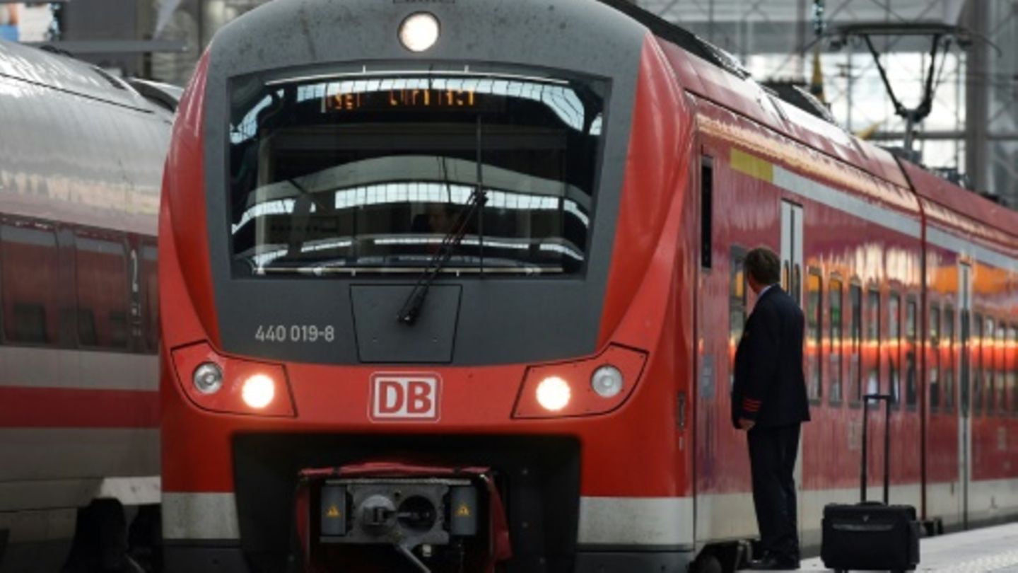 Nahverkehrszug der Deutschen Bahn