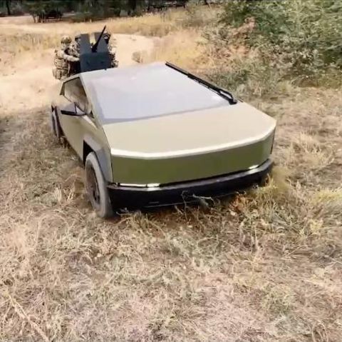 Tesla Cybertruck Ramsan Kadyrow