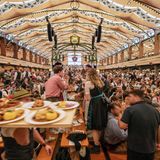 Oktoberfest Wiesn Pschorr Bräurosl Innen