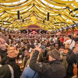 Oktoberfest Wiesn Paulaner Festzelt Innen
