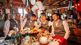 Oktoberfest Wiesn Käfer Wiesn-Schänke Innen
