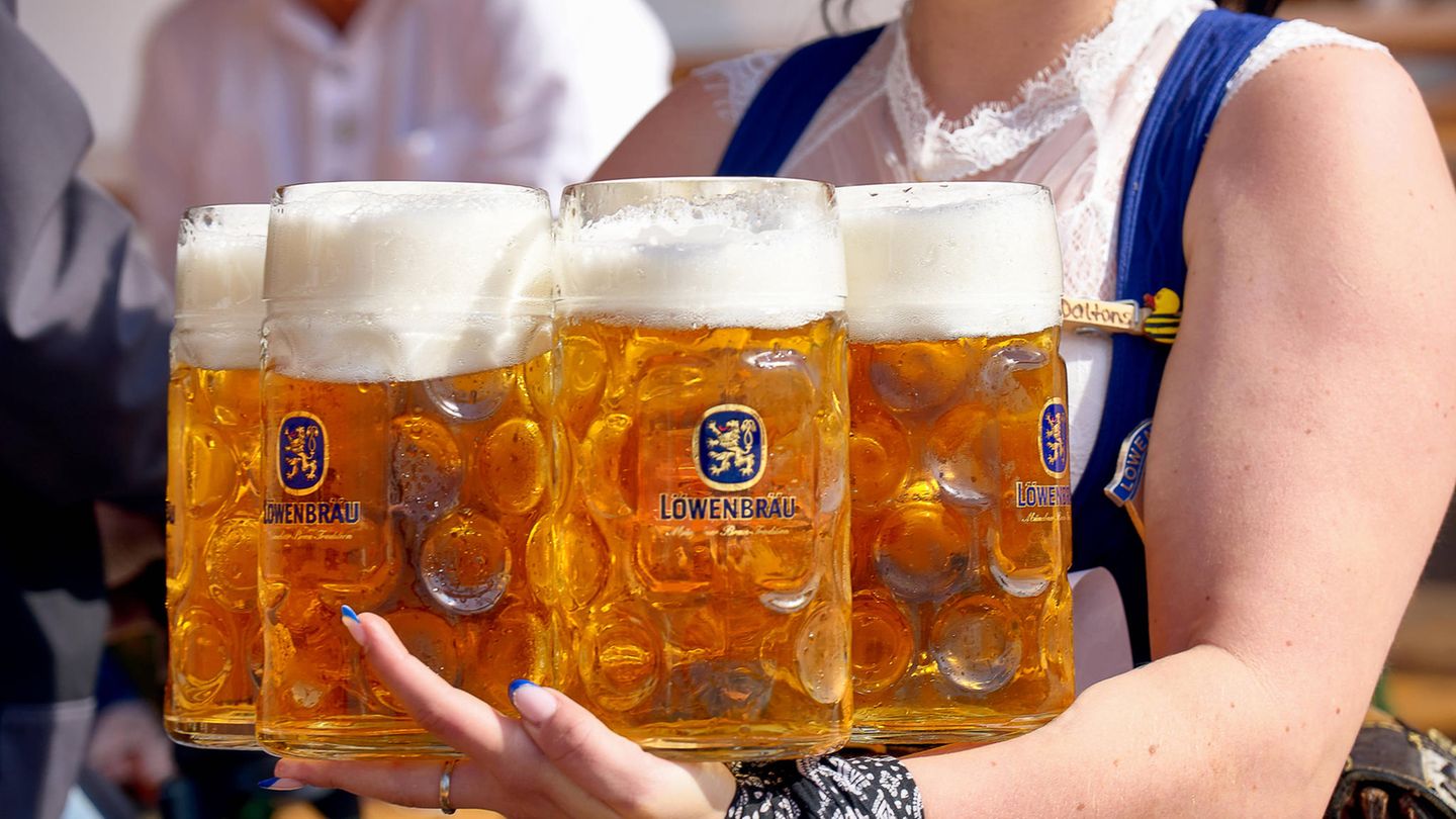 Oktoberfest knowledge for show-offs: From tapping to tattoo