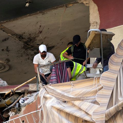 Ein Gebäude, das von einem israelischen Luftangriff in einem südlichen Vorort von Beirut getroffen wurde